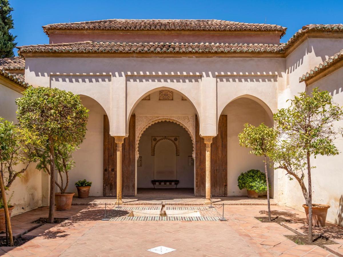 Sanders San Patricio - Dreamy Two-Bedroom Apartment Downtown Malaga Exterior photo